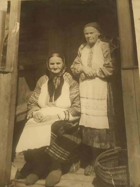 Показали автентичний стрій, який колись носили жінки на Волинському Поліссі (фото)