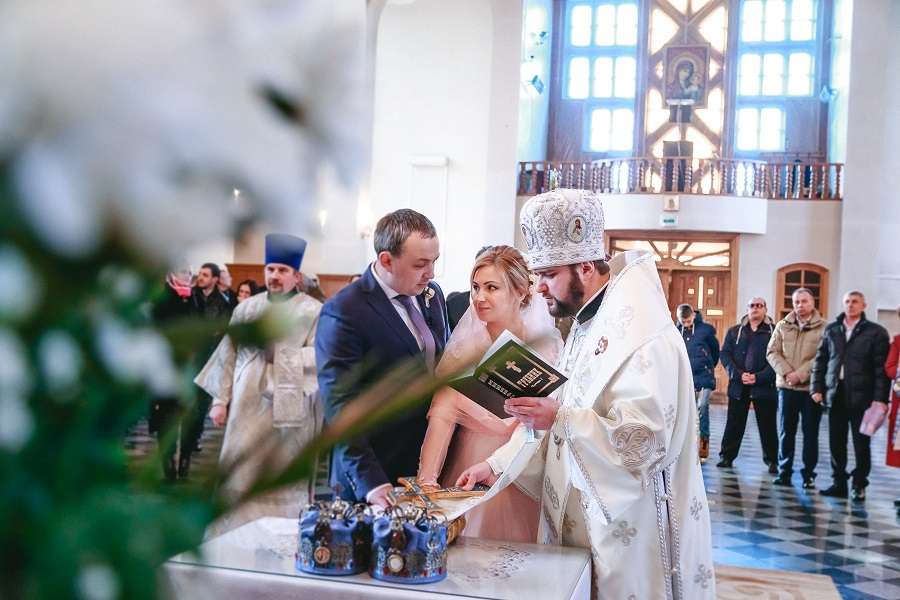Голова Рівненської ОДА  одружився на екс-«ударівці» з Волині (фото, оновлено)