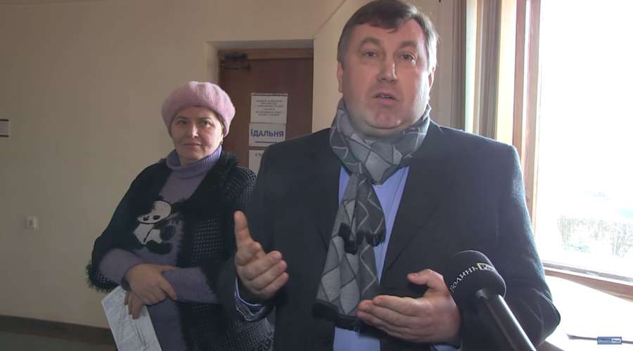 Депутат Бондар розповів подробиці інциденту з «охороною» в облраді