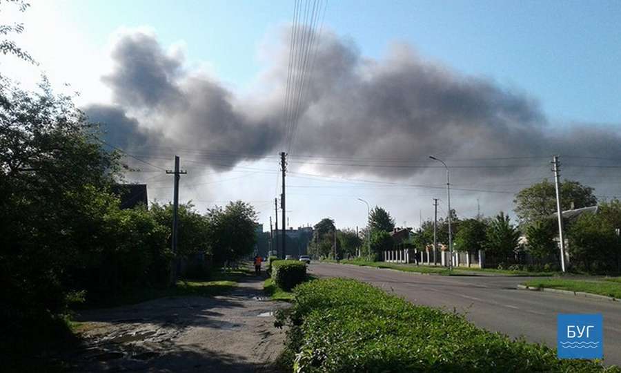 У Володимирі – пожежа на швейній фабриці (фото) 