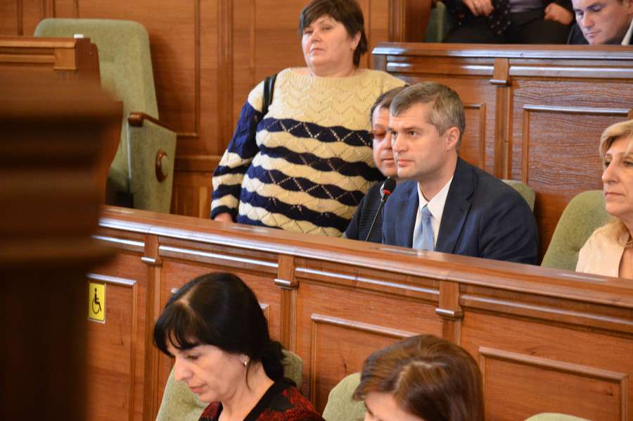 Лідер фракції «Укроп» Вячеслав Рубльов, який більше залою ніж сидить на своєму місці.