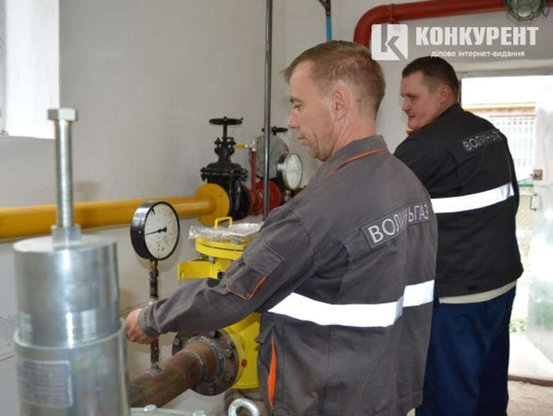 Волинські газовики ПАТ «Волиньгаз» налаштовують обладнання