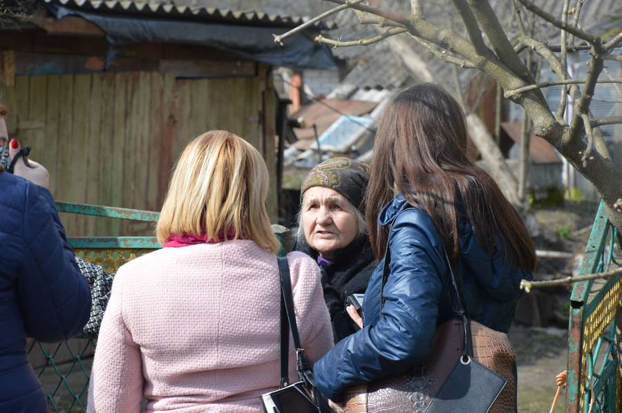 Жителька села Зимне розповідає чи стало краще жити після об'єднання