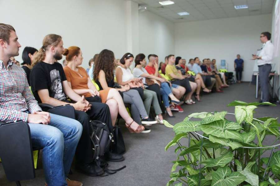 Перший маркетинговий Hub Луцька зібрав 56 учасників, серед яких маркетологи компаній ТОВ 