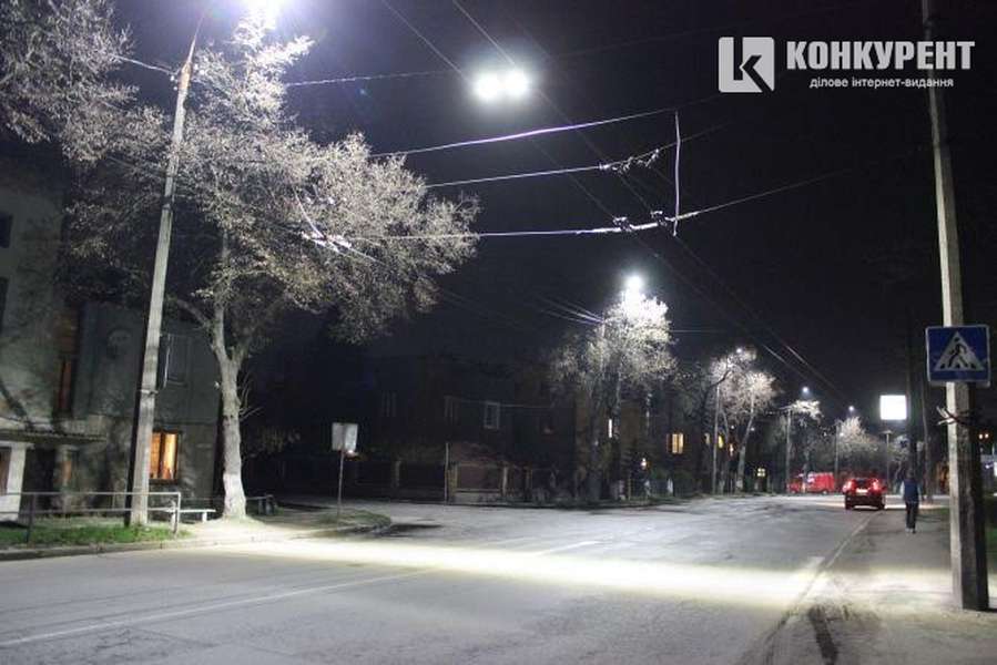 Луцьк нічний: вулиці Глушець та Паркова