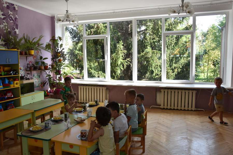 Як у Луцьку ремонтують заклади освіти (фото)