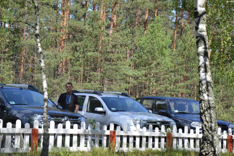 Автомобілі  рейдових бригад працівників лісової охорони марки «Рено Дастер»