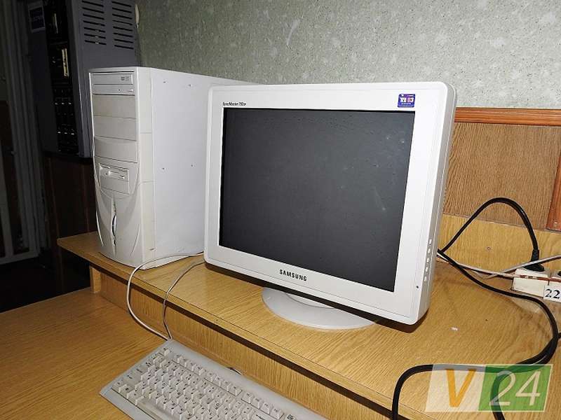 Старі шкільні комп'ютери уже своє відслужили