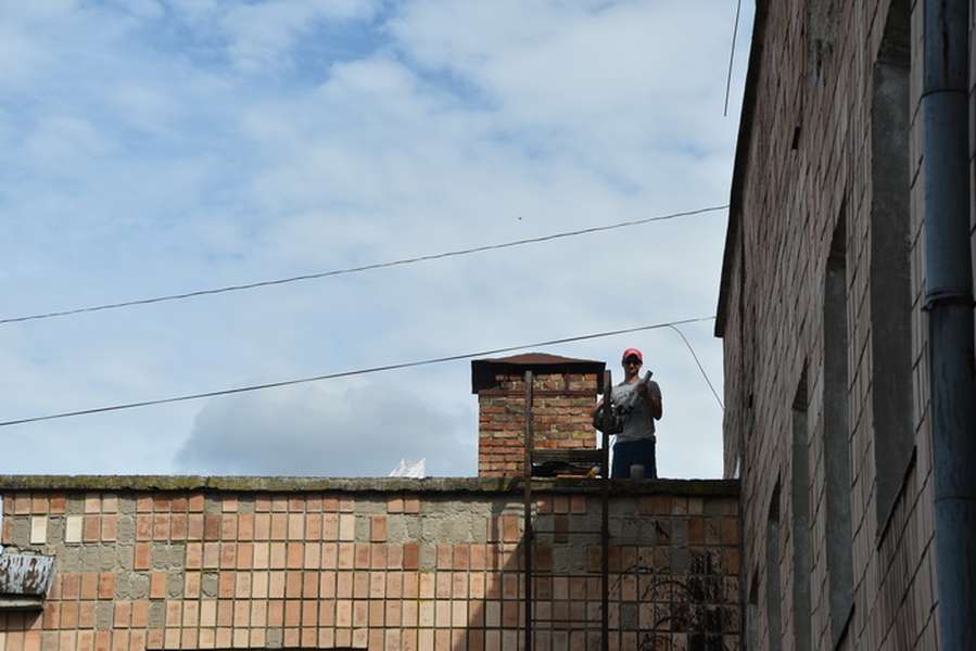 У Луцьку ремонтують заклади освіти (фото)