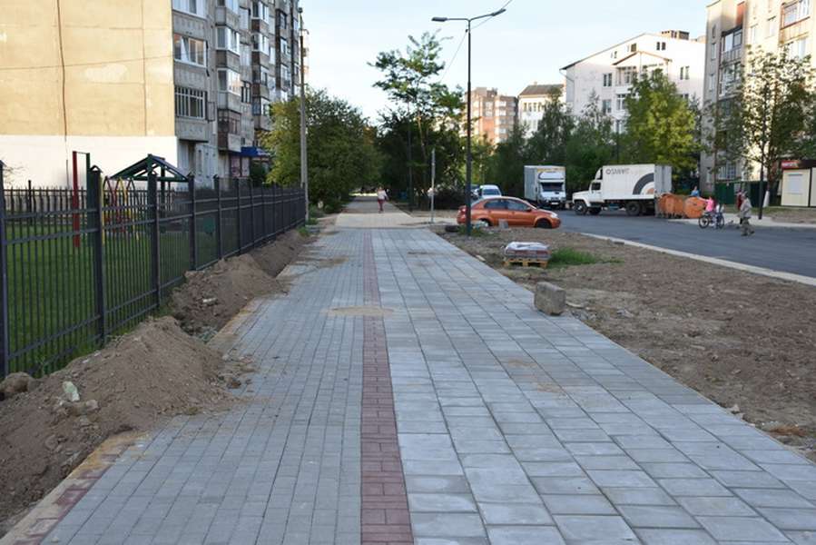 Як у Луцьку ремонтують дороги (фото)
