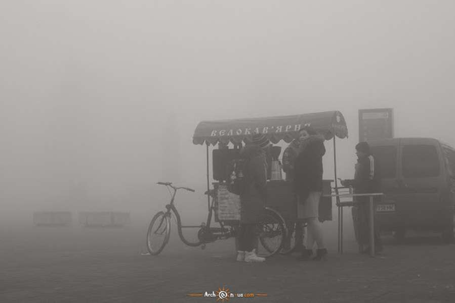 Неймовірні фото туманного Луцька