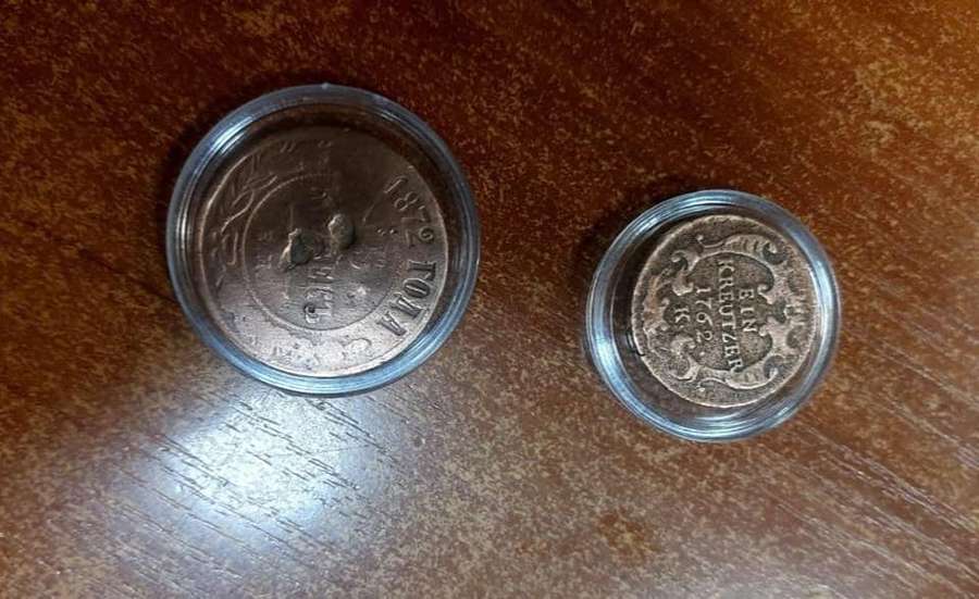 Через словацький кордон іноземець хотів вивезти з України рідкісні монети