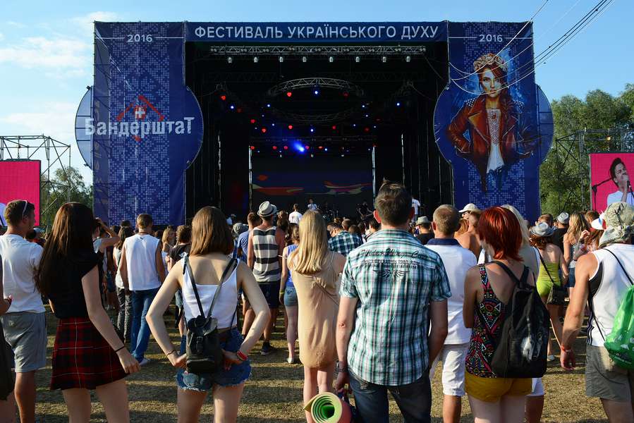 «Бандерштат-2016»: яким був перший день фестивалю (фото, відео)