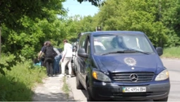 Ішов на кладовище: у Луцьку посеред дороги помер чоловік (відео, оновлено)