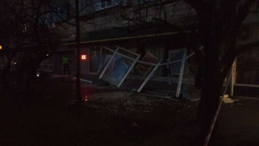 У Києві підірвали відділення «Ощадбанку» (фото)