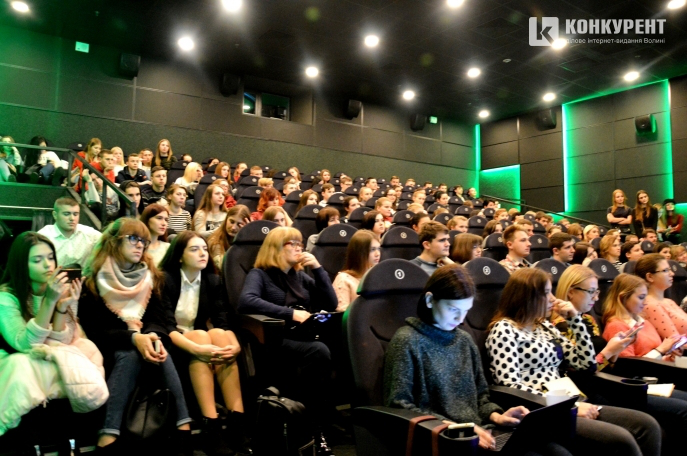«Школа свідомого громадянина» в Луцьку започатковує відеонавчання 