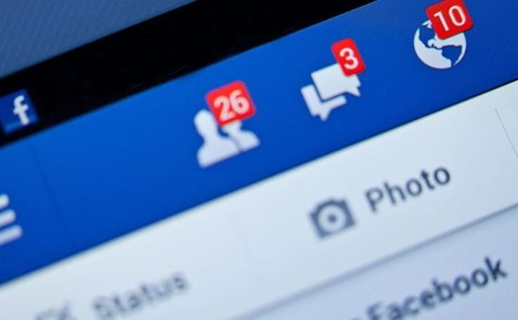 Facebook відстежуватиме потенційних самогубців 