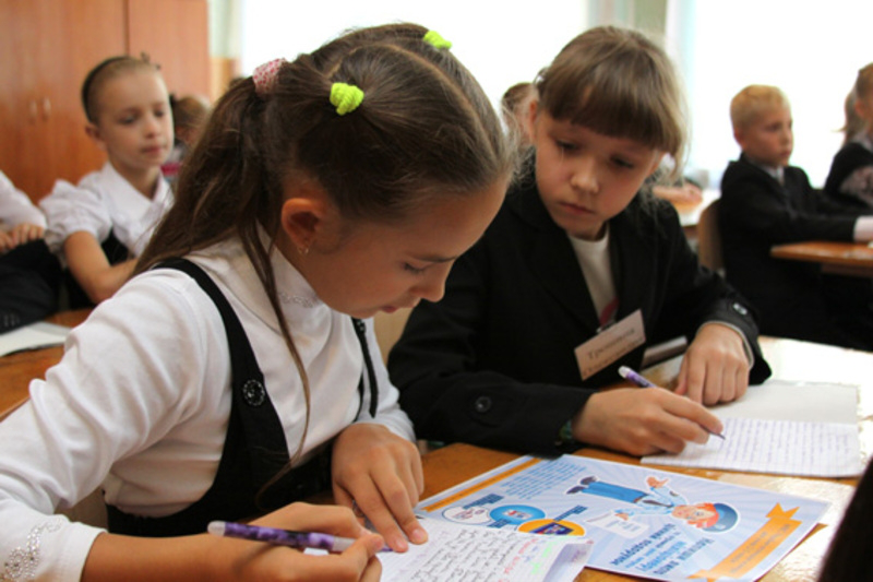 Понад дві тисячі дітей з навколишніх сіл навчаються у школах Луцька