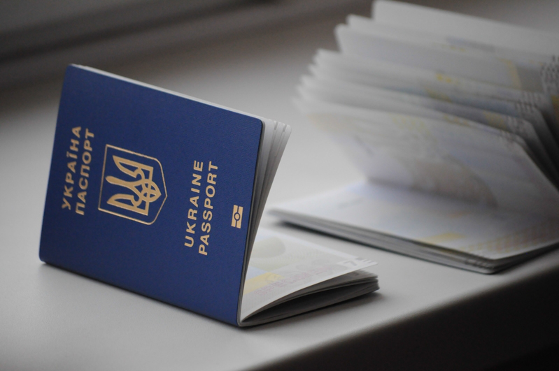 Незабаром в Україні зможуть виготовляти більше біометричних паспортів 