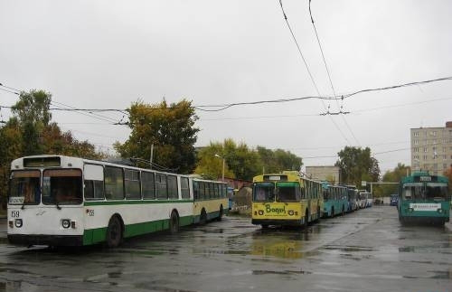 Звільнений водій тролейбуса повстав проти луцького депо 
