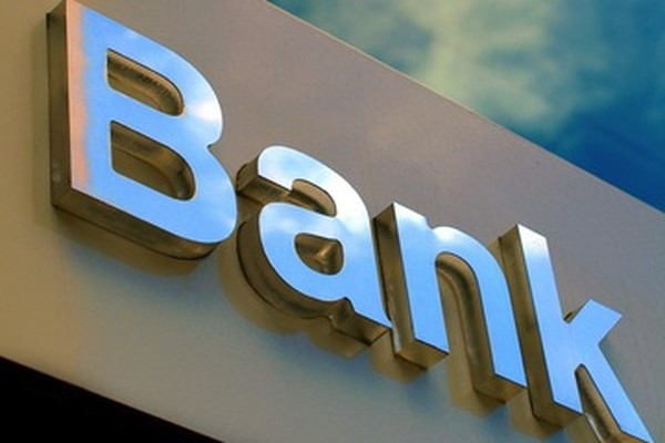 Порошенко затвердив санкції проти п'яти російських банків
