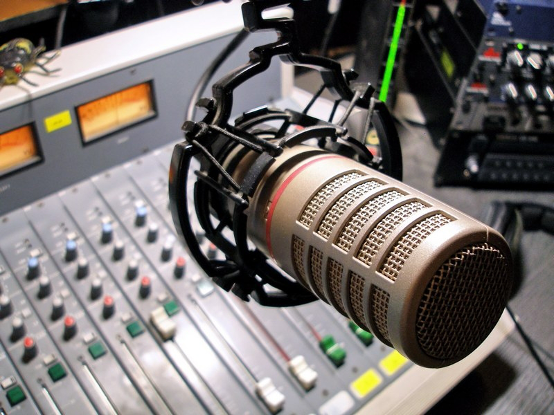 Українські радіостанції оштрафували за невиконання квот 