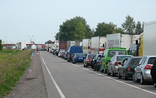 Як зменшити автомобільні  черги  на українсько-польському кордоні
