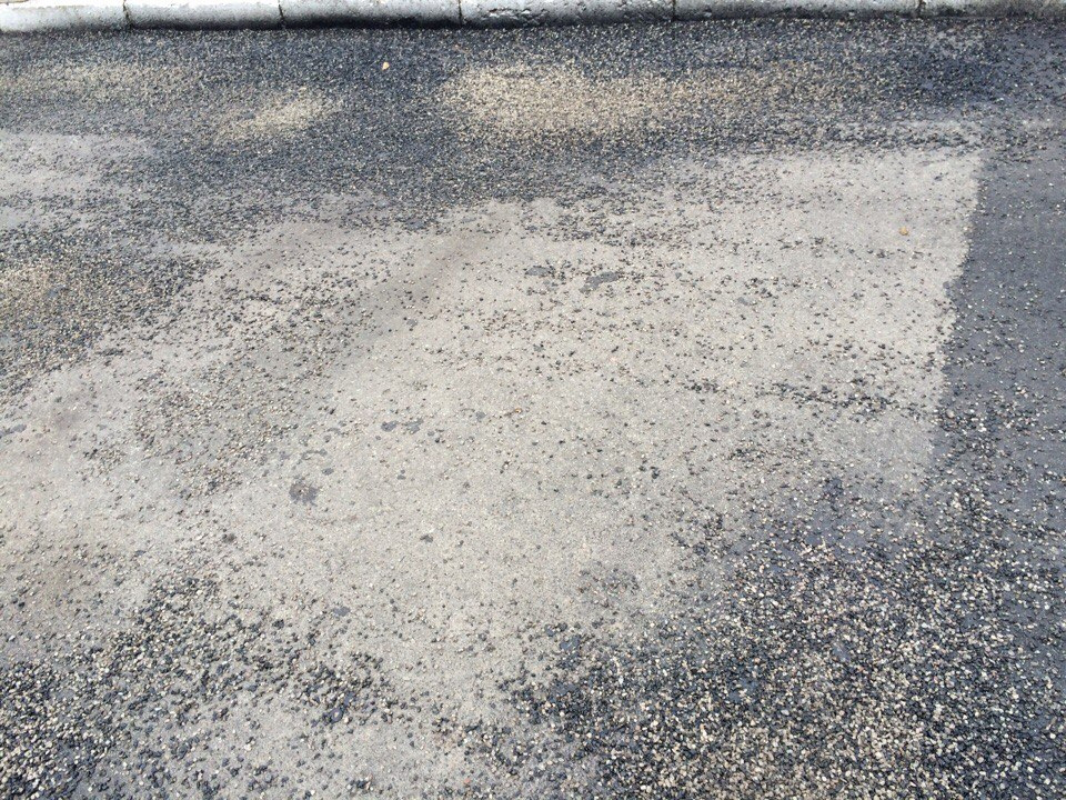 У Ківерцях жителі обурені ремонтом дороги за «новітньою зарубіжною технологією» (фото)