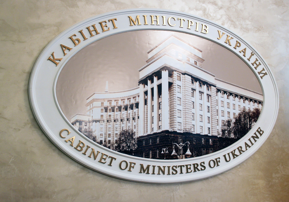 Четверо міністрів України відкликають заяви про відставку 