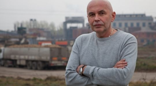 Керівники ПАТ «Гнідавський цукровий завод» допомогли пенсіонерці з Луцька