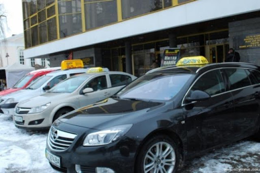 Луцьких таксистів закликали не «нагнітати ситуацію»