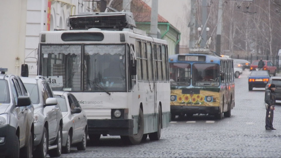 У Луцьку тимчасово зменшили кількість тролейбусів через вимкнення світла
