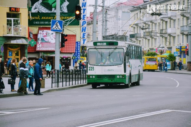 У Луцьку деякі тролейбуси змінять маршрути через вимкнення світла