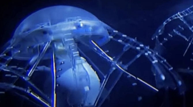 Швидкість під водою сягає 6 м/с: унікальна «медуза» очищатиме від сміття дно Світового океану (відео)