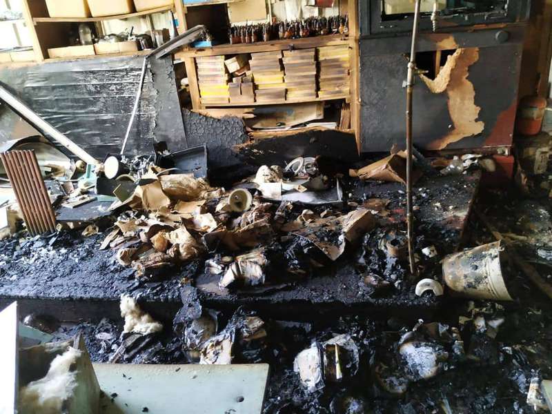 У Нововолинську в школі вщент згорів кабінет хімії (фото)