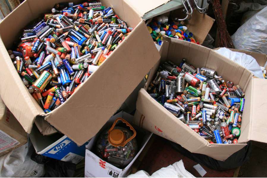 За шість років Луцьк зібрав понад 11,5 тонн батарейок