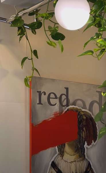 У Луцьку на Лесі відкрили «Червоне» кафе (фото)