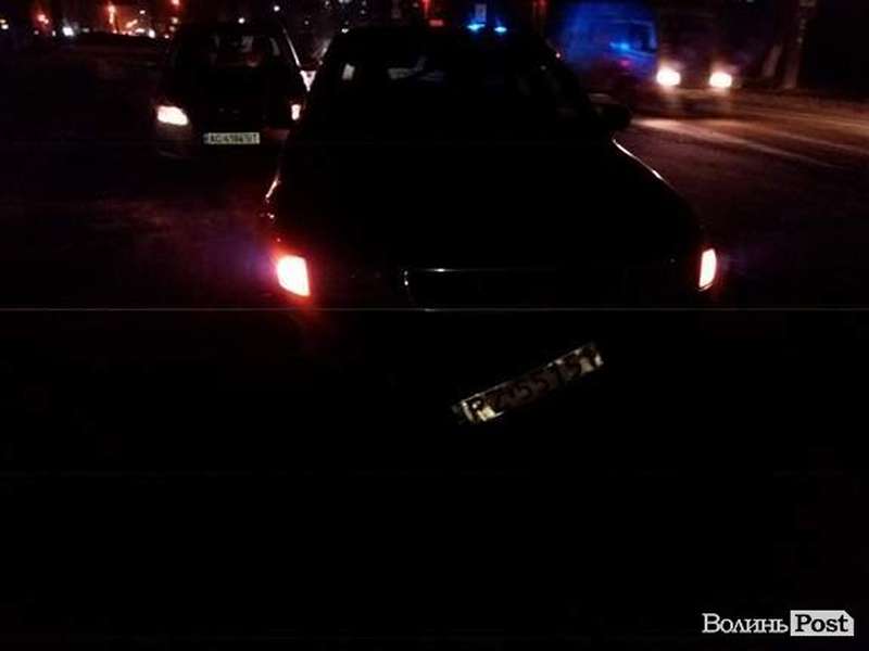 Аварія у Луцьку: авто на 