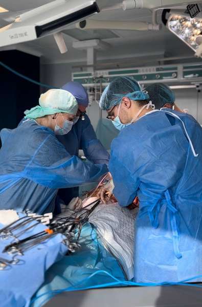 Вилучені для трансплантації нирки у Володимирі врятували життя двох жінок
