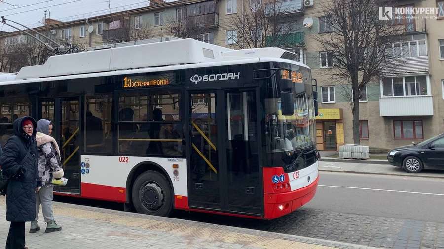 Тролейбус нового зразка