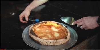 Не погодився із Фреймут: луцький ресторатор розповів, якою має бути справжня піца