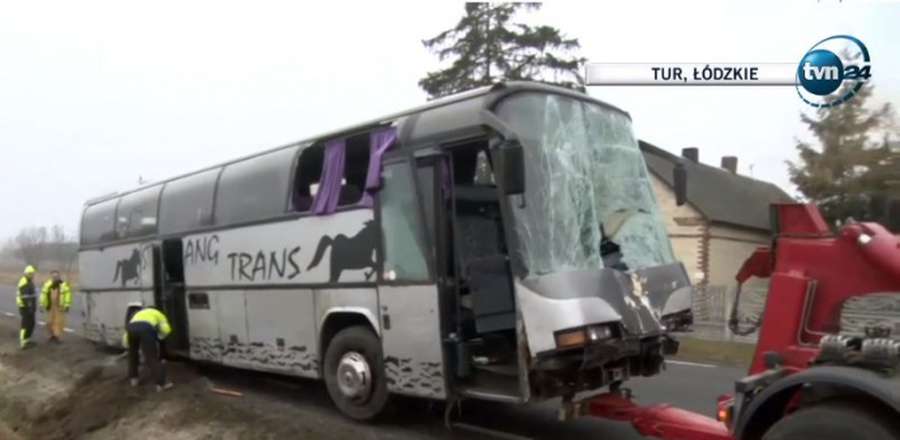 У Польщі перекинувся автобус з українцями (фото)