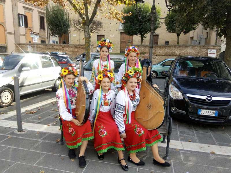 Нововолинські бандуристки виграли міжнародний конкурс в Італії (відео)