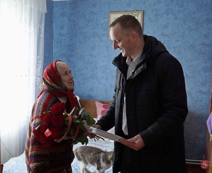 Розбудовувала Донбас: жительці волинської громади «стукнуло» 90 років