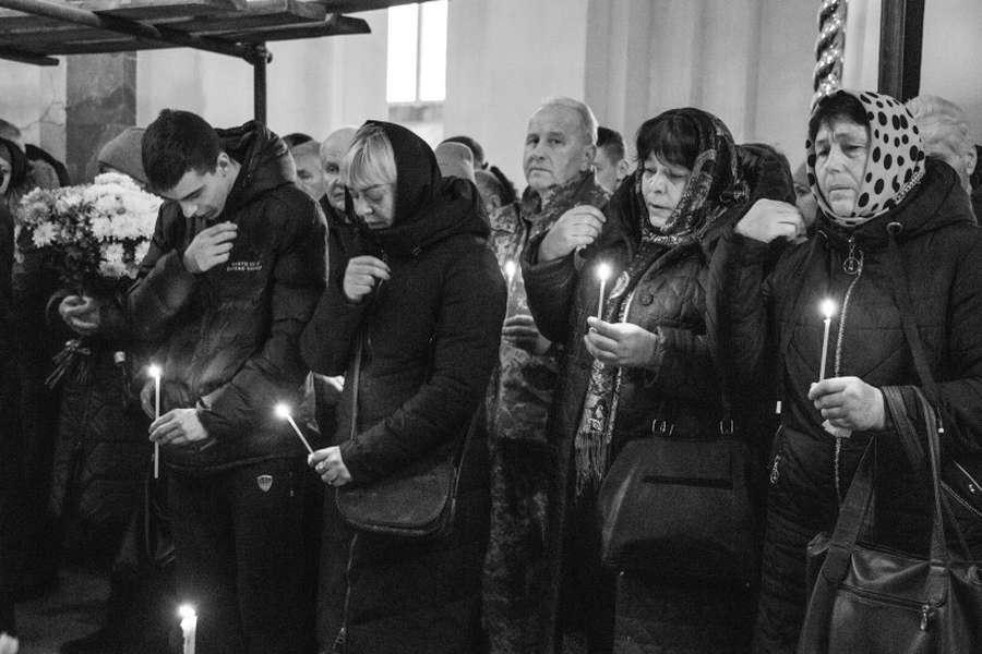 Луцьк плаче: місто прощалося з загиблими Героями
