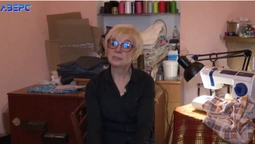 Лучанка переобладнала своє житло під майстерню з пошиття одягу військовим (відео)