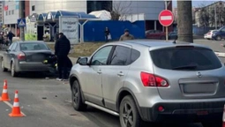 Невдало перестроївся: у Луцьку зіткнулися Audi та Nissan (фото)