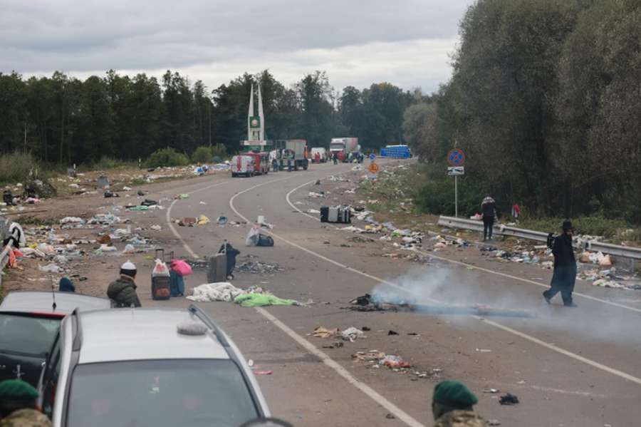 Хасиди покинули кордон України і гори сміття після себе (відео)