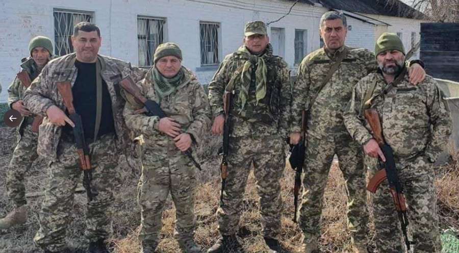 Ексміністр оборони Грузії приїхав в Україну з грузинськими добровольцями (фото)