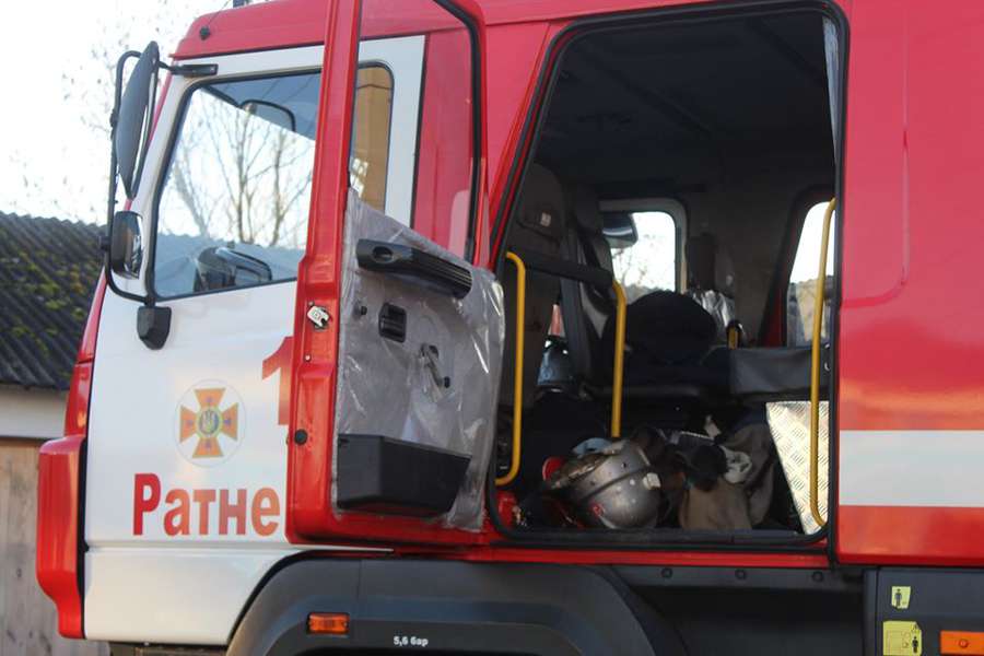 Волинські рятувальники отримали новий пожежний автомобіль (фото)